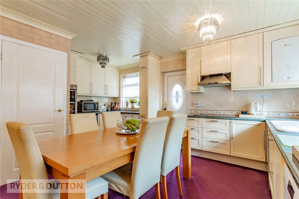 Property photo 2 of 34 Kitchen/Diner