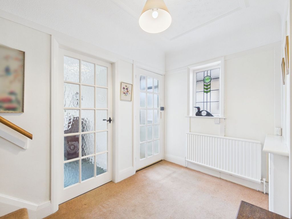 Property photo 2 of 30
