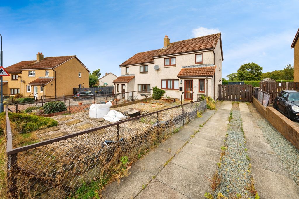 Property photo 1 of 20 2W8A0144