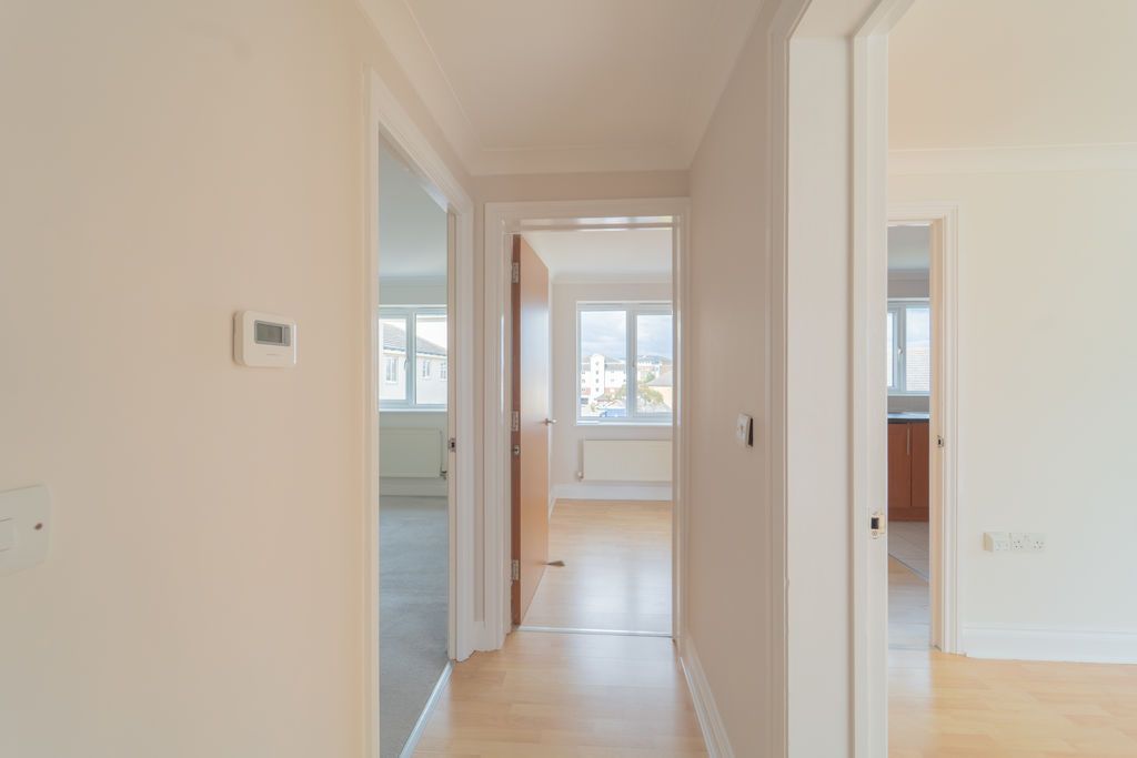 Property photo 3 of 16 Hallway