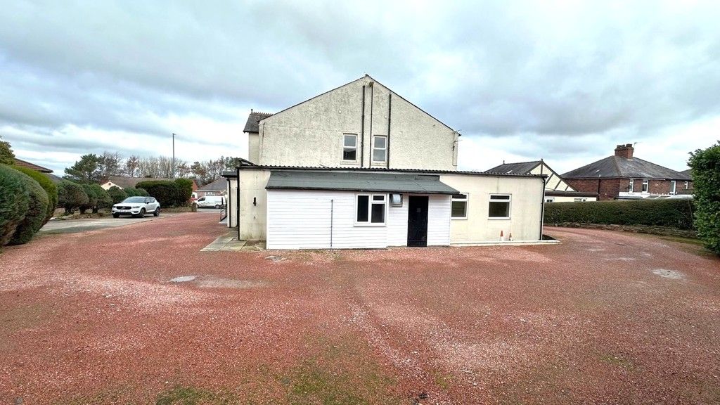 Property photo 3 of 12 Photo 3