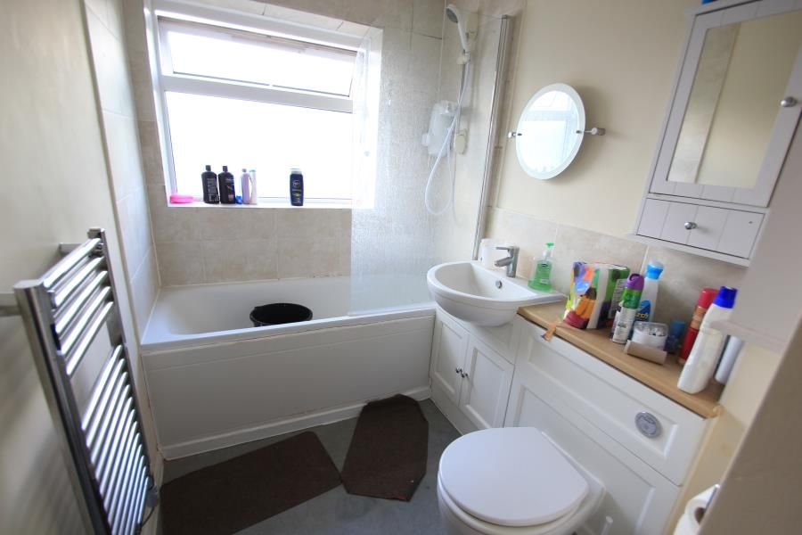 Property photo 3 of 4