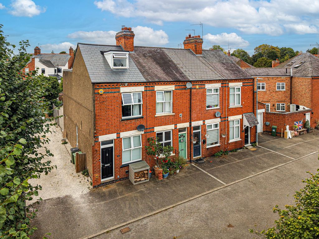 Property photo 1 of 22