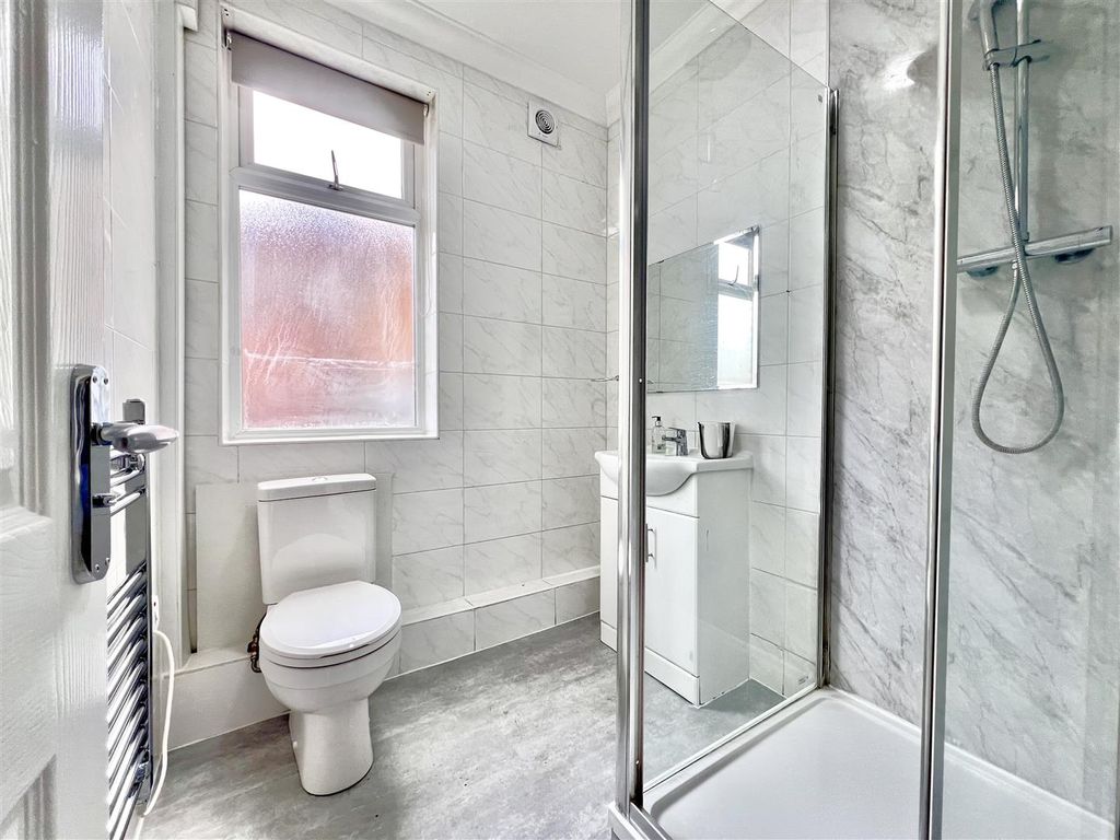 Property photo 3 of 7 Shower Room/ WC
