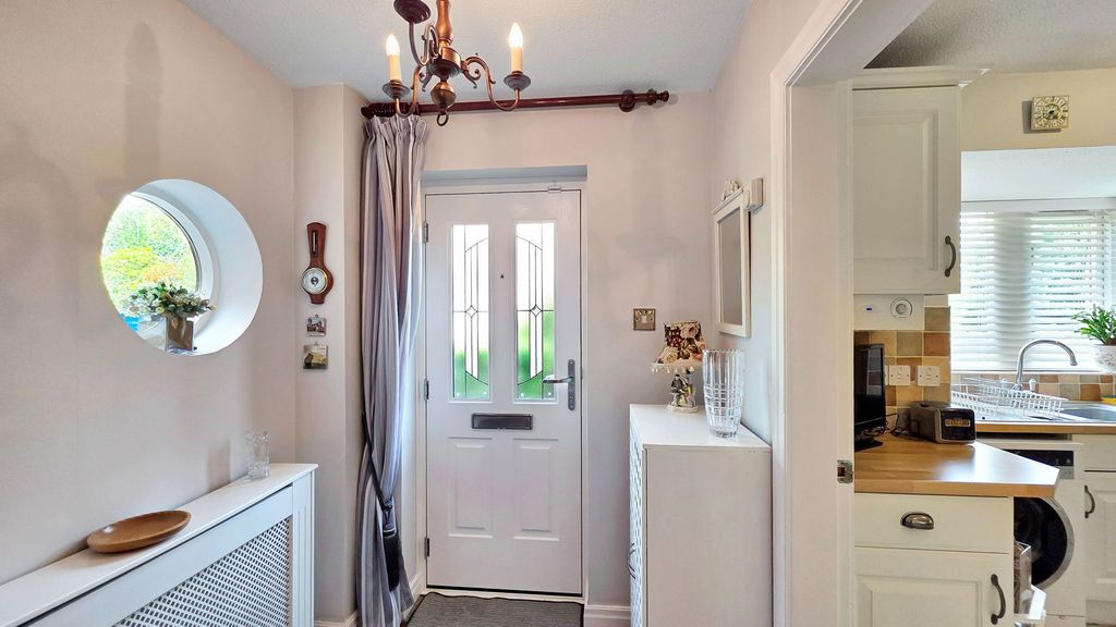 Property photo 3 of 29