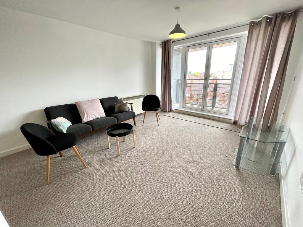Property photo 2 of 11