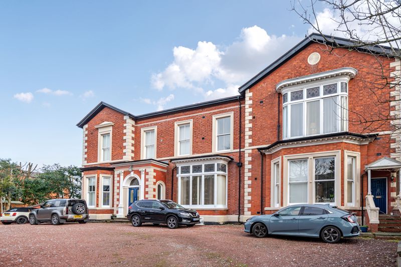 Property photo 1 of 13 Photo 2