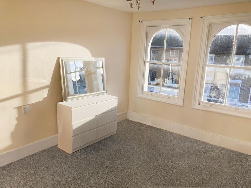 Property photo 3 of 9 Photo 3