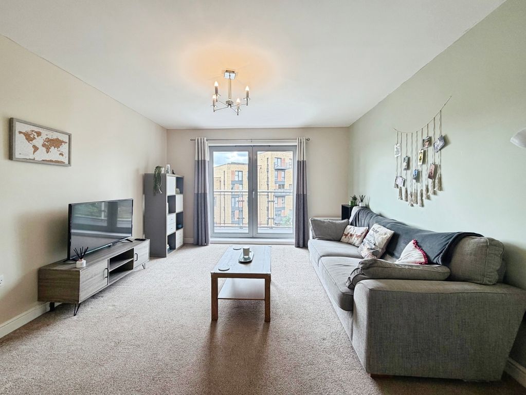 Property photo 3 of 13 Pbox-Img.Jpg