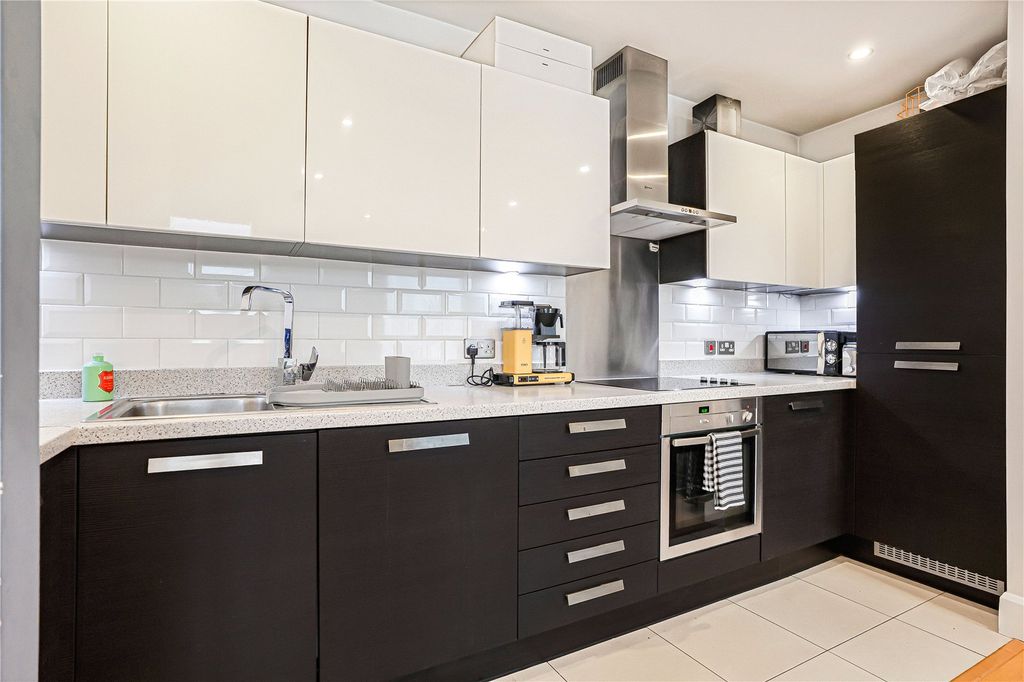 Property photo 2 of 21 Open Plan Living