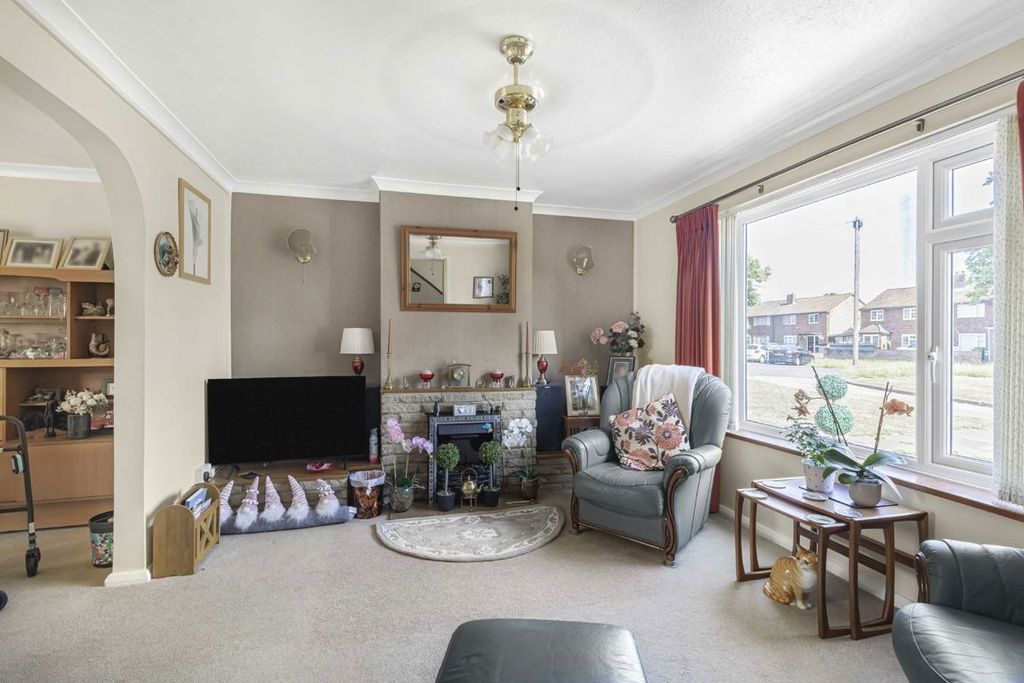 Property photo 2 of 7