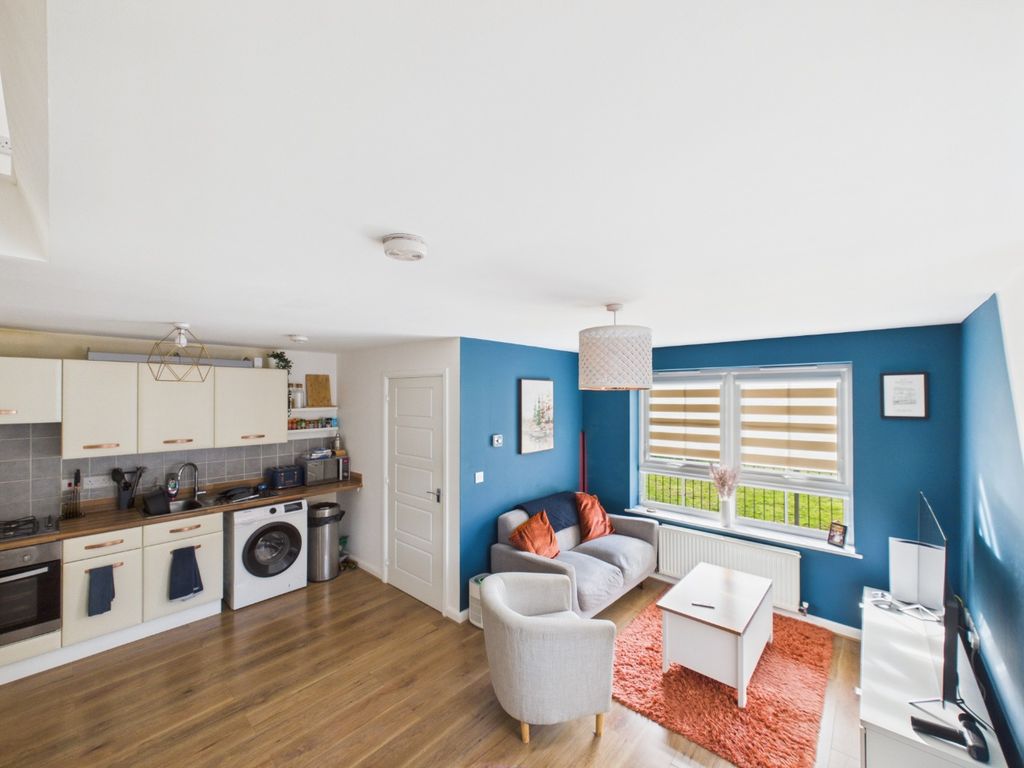 Property photo 3 of 16 5036826