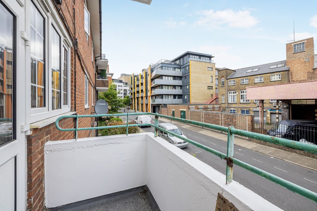 Property photo 2 of 13 Balcony