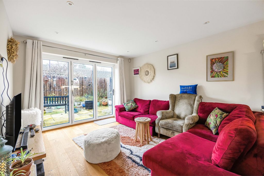 Property photo 3 of 14 Picture No. 26
