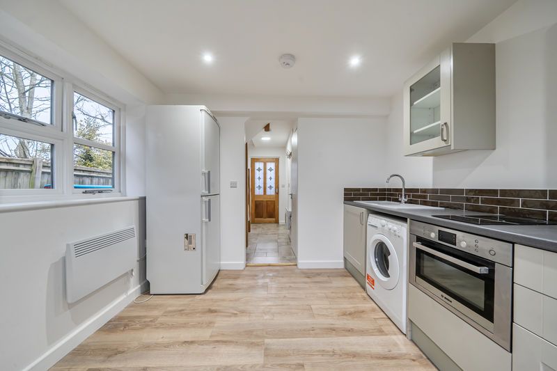 Property photo 3 of 17 Photo 16