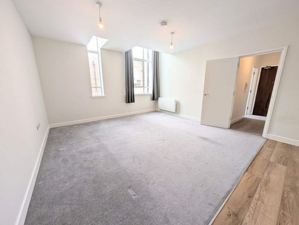 Property photo 3 of 5