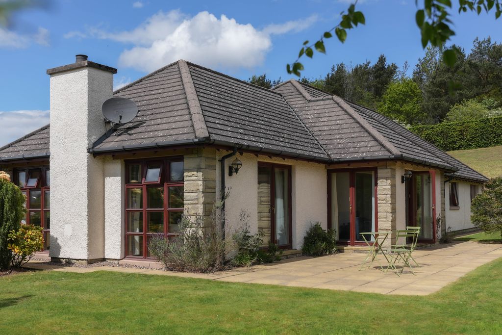 Property photo 1 of 35