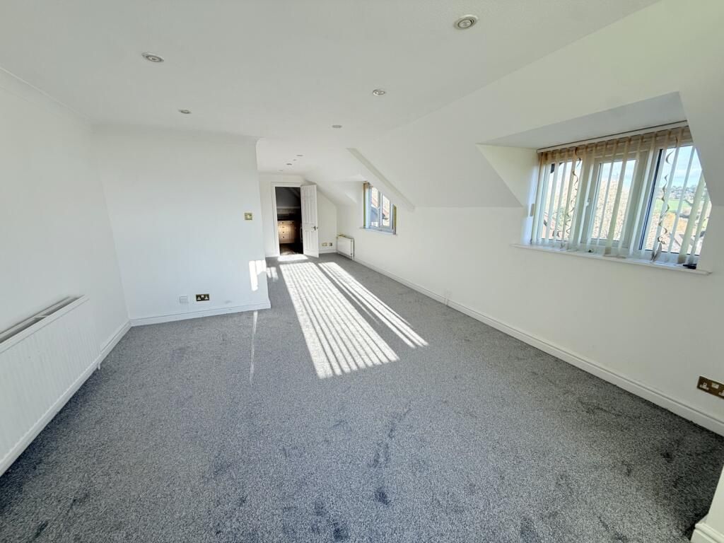 Property photo 3 of 15 Photo 3