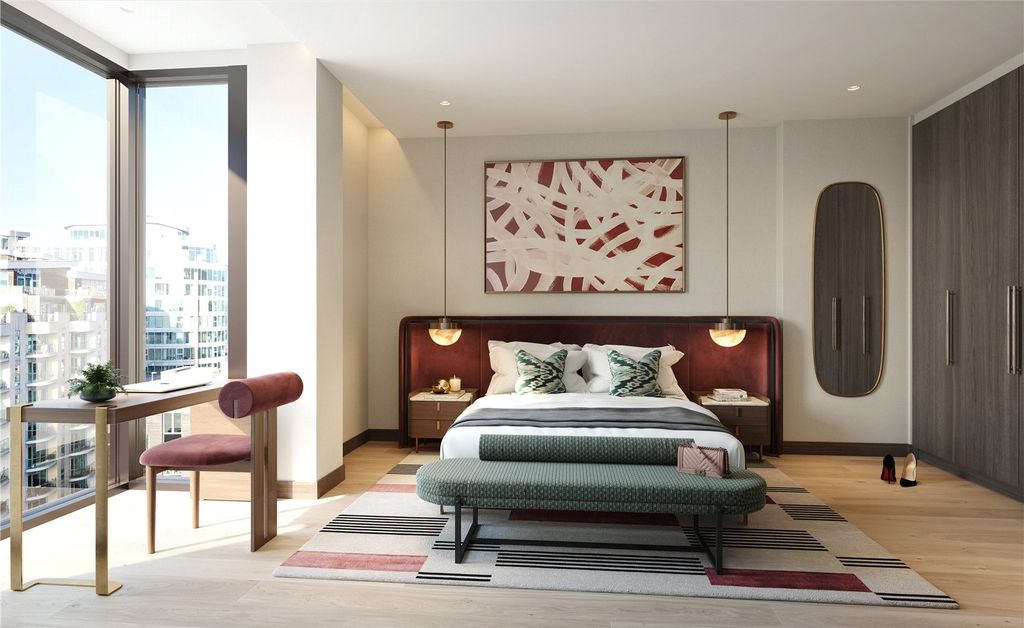 Property photo 3 of 11 Bedroom