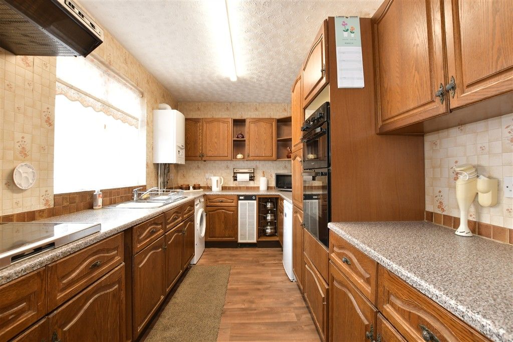 Property photo 1 of 13 Kitchen