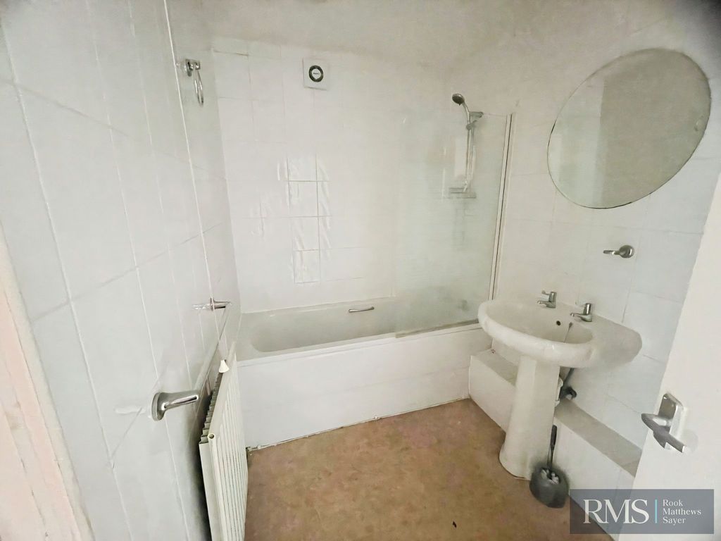 Property photo 3 of 4 Photo 1