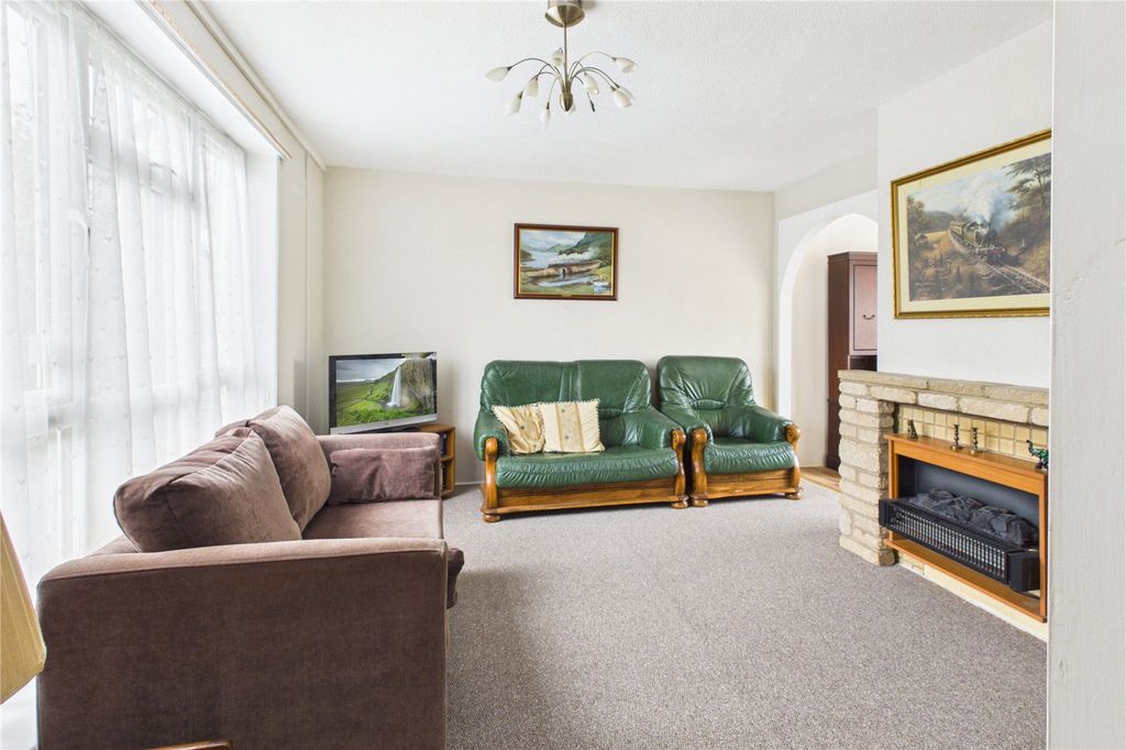 Property photo 2 of 14 Picture No. 03
