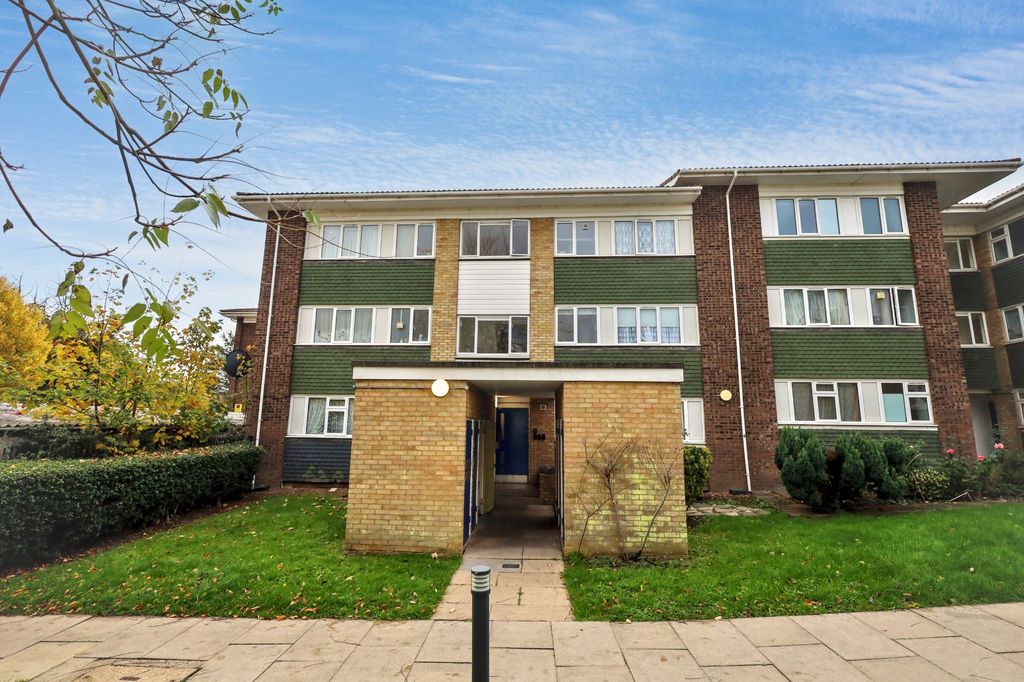 Property photo 1 of 17 64 Barnes Wallis Court, Barnhill Road, Wembley Ha9 9Dw