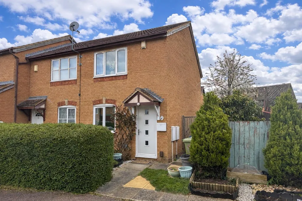 House in Milton Keynes, Browns Wood, Walton - View 3