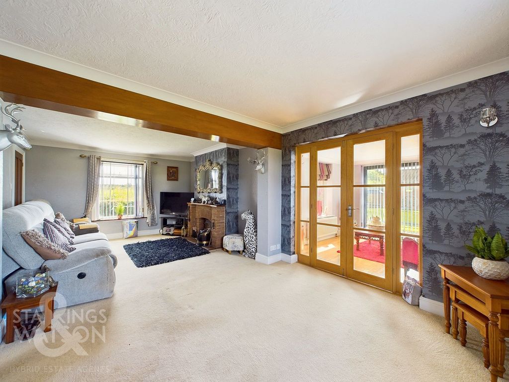 Property photo 3 of 40