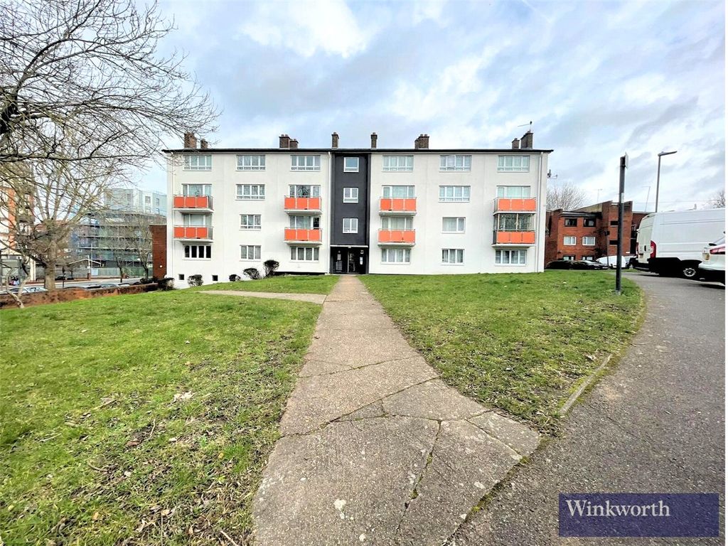 Property photo 1 of 6 External