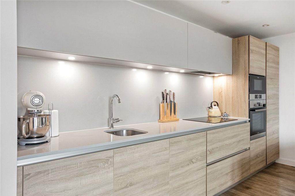 Property photo 2 of 12 Picture No. 03