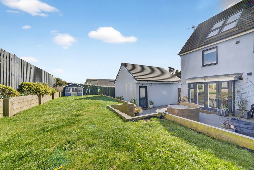 Additional image 20 of 6 bed detached house for saleChannel View, Ogmore-By-Sea CF32