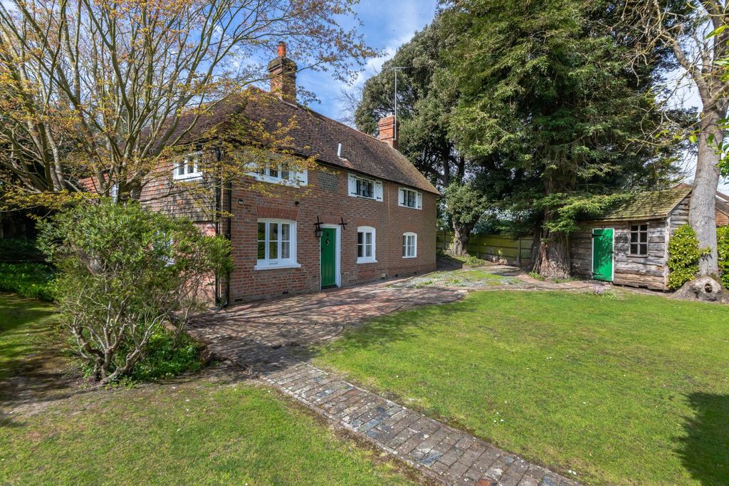 Property photo 1 of 29