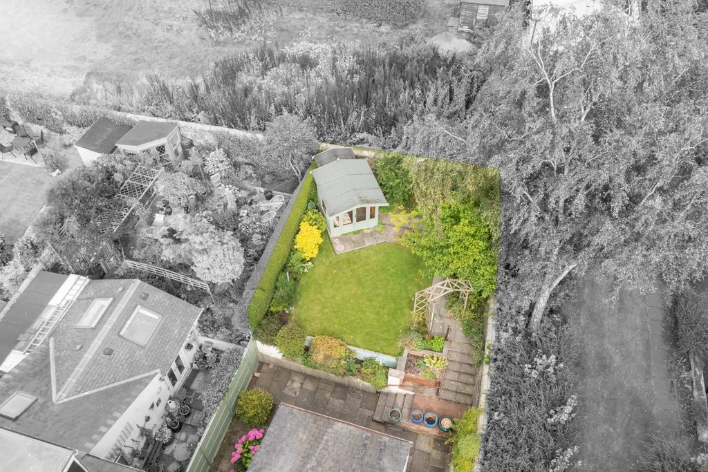 Property photo 3 of 24