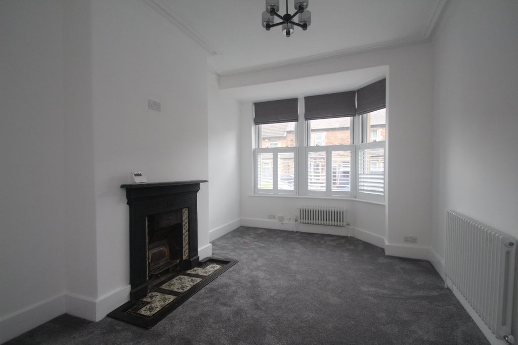 Property photo 2 of 16 Picture No. 34