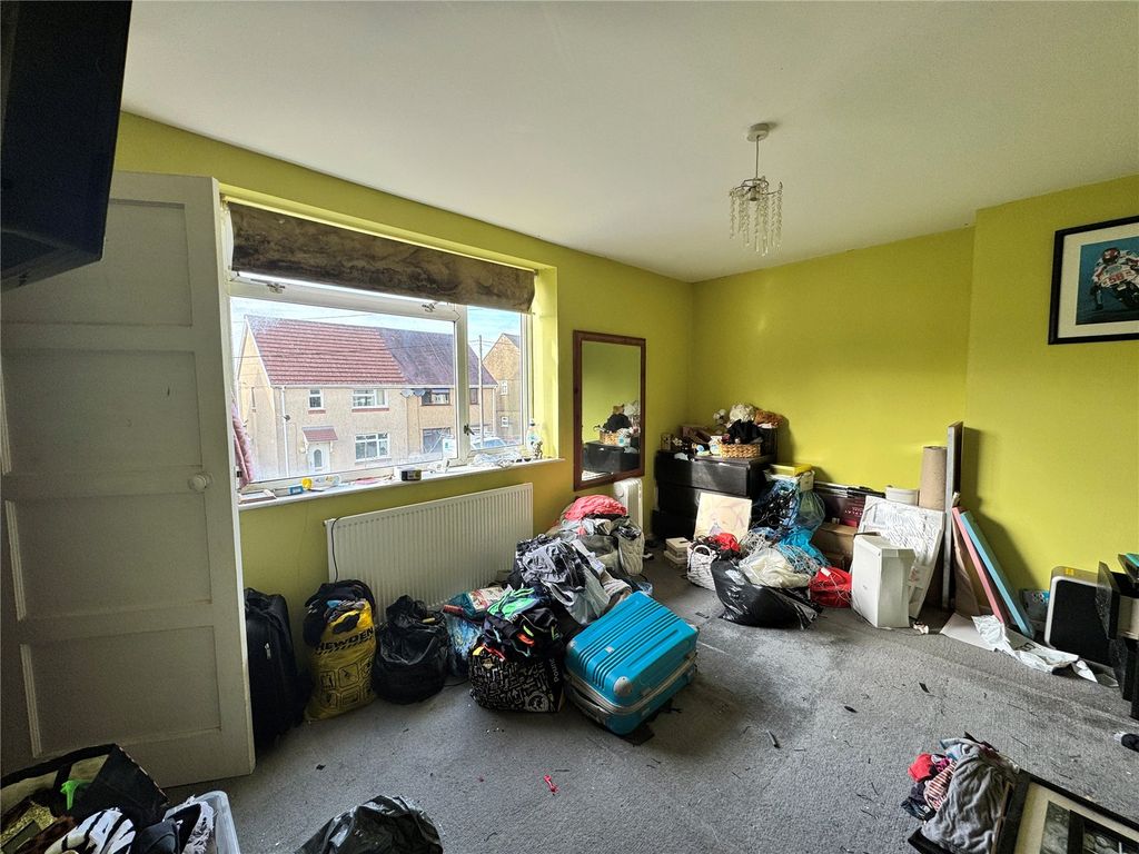 Property photo 3 of 5 Picture No. 01