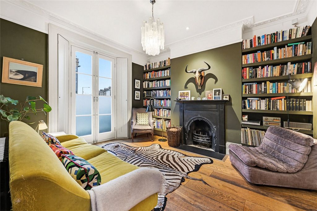 Property photo 1 of 22 Reception Room