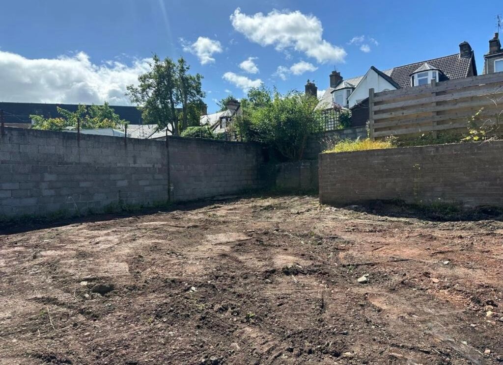 Property photo 1 of 7