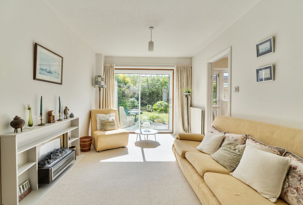 Property photo 2 of 20 1438686-4-69E608d...