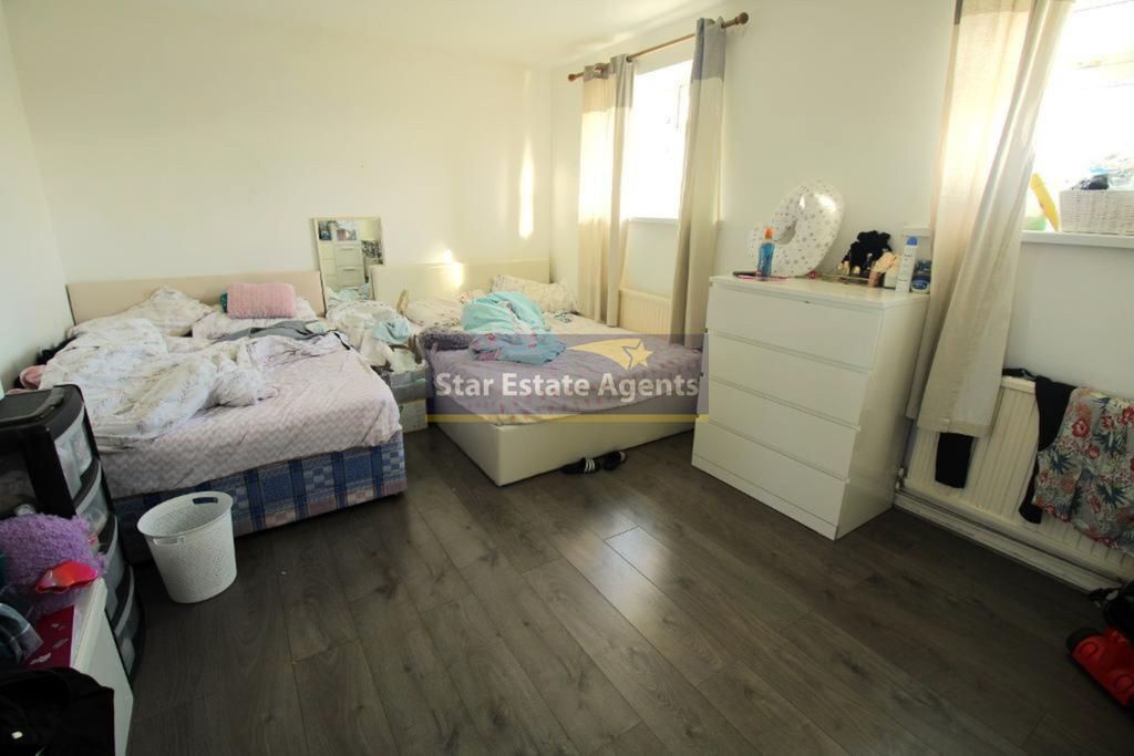 Property photo 3 of 6 c986Fa7B31B517208543c2Df9F3593Afccbf0510