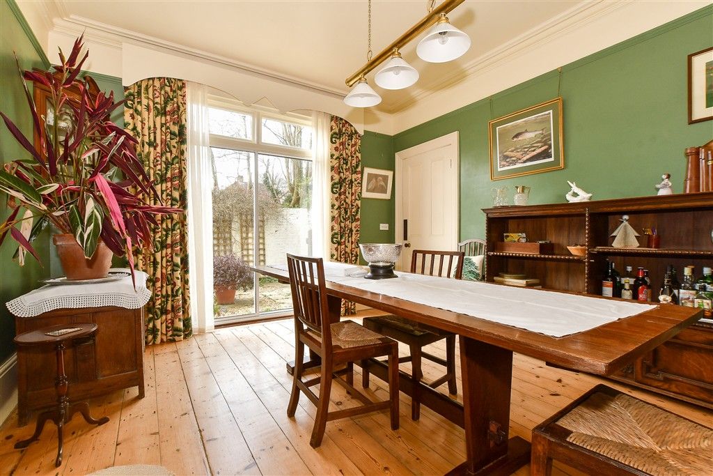 Property photo 3 of 22 Dining Room