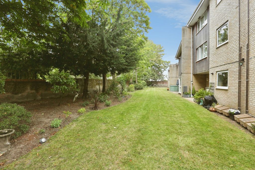Property photo 2 of 20 Pbox-Img.Jpg