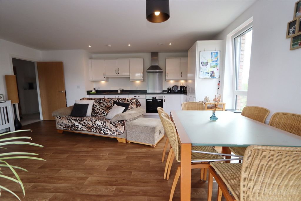 Property photo 3 of 11 Picture No. 07