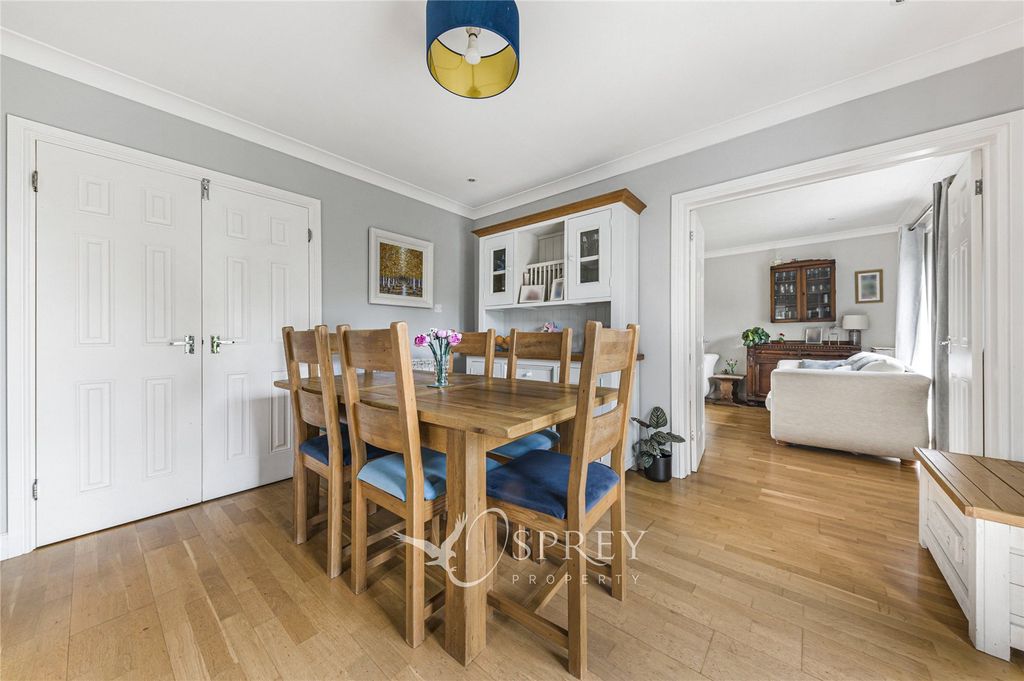 Property photo 3 of 20 Dining Room