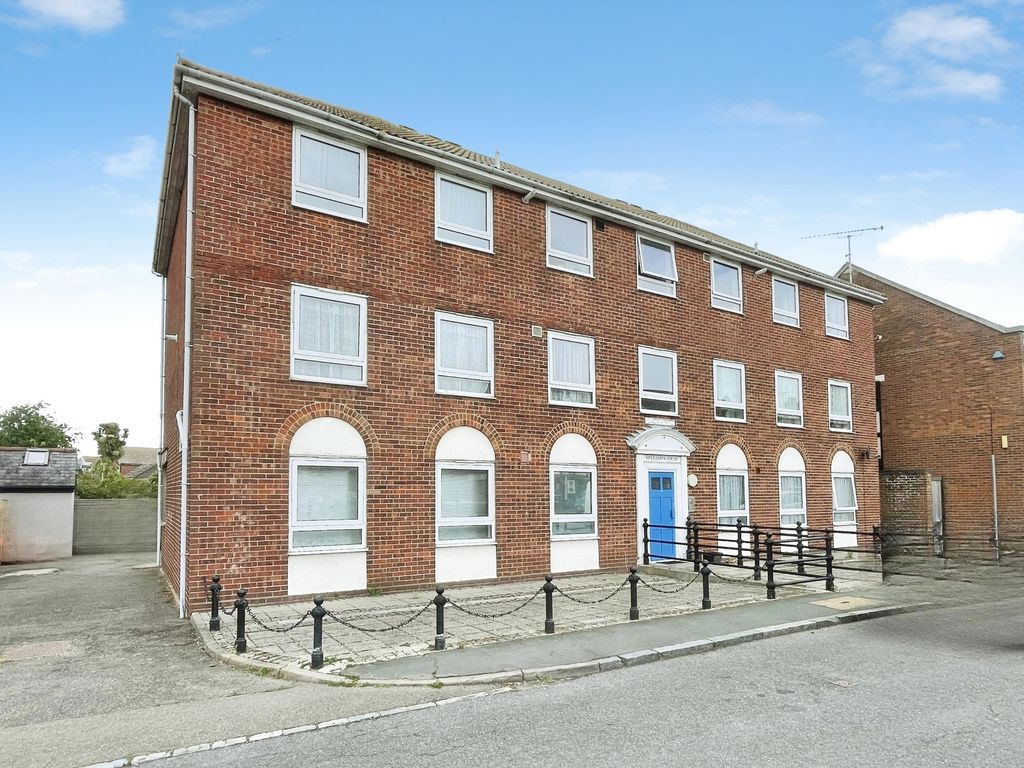 Property photo 1 of 13 Sparrows House