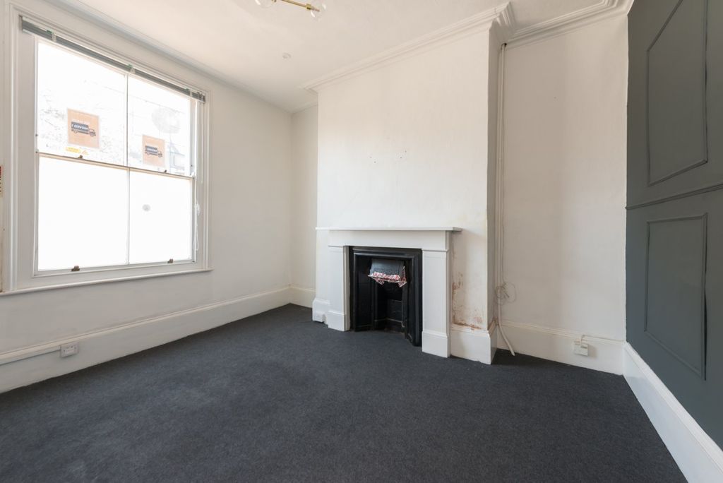 Property photo 3 of 20 Picture No. 15