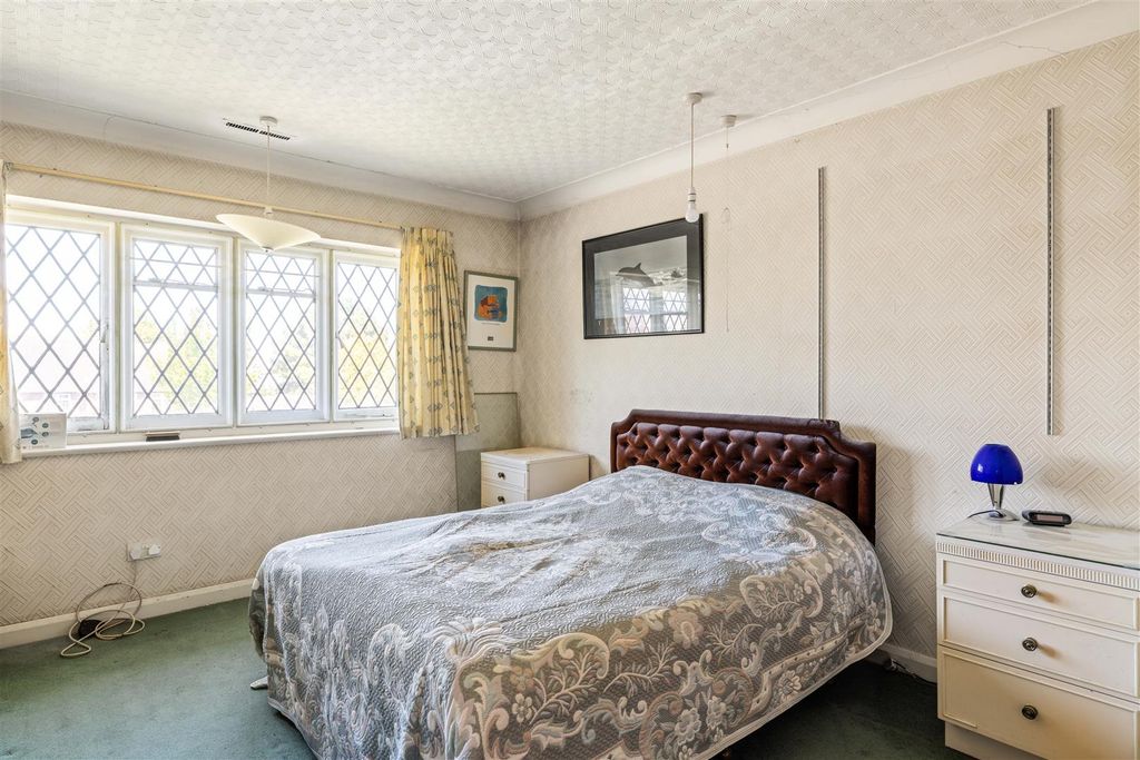 Additional image 8 of 6 bed detached house for saleGrimwade Avenue, Croydon CR0