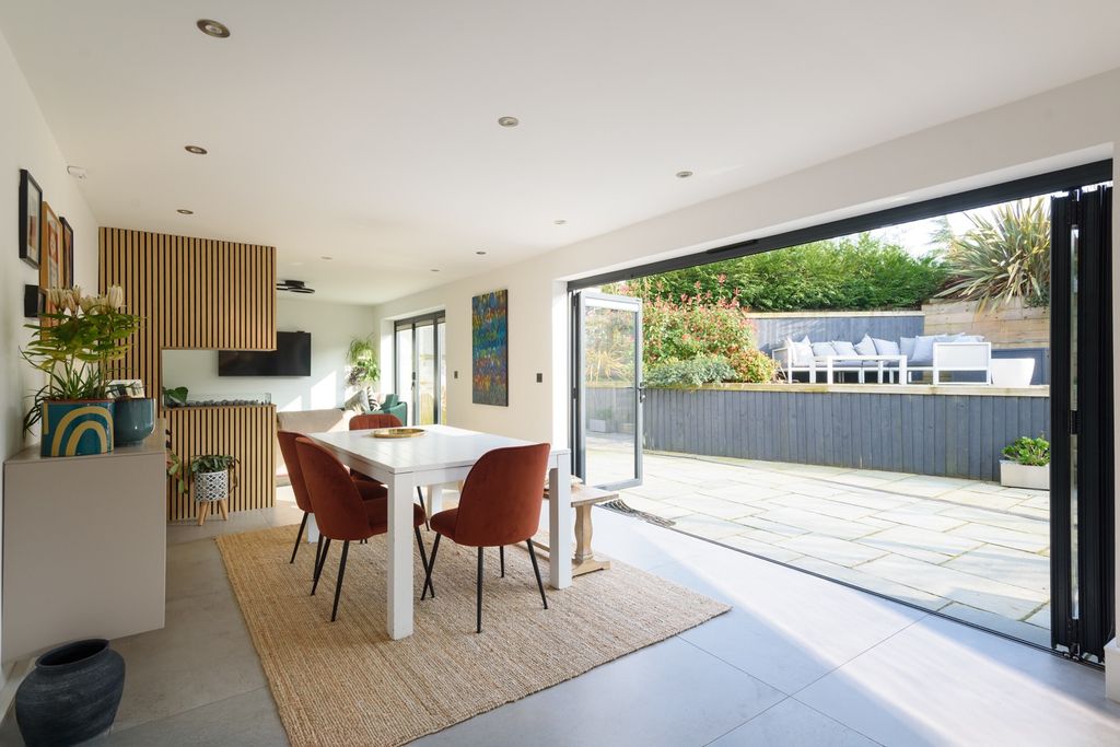 Property photo 1 of 26 4827614