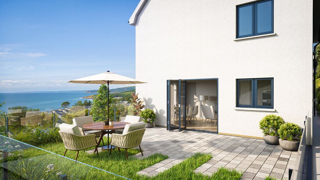 Property photo 3 of 13