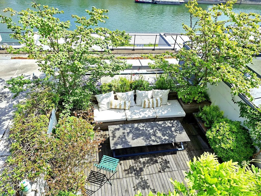 Property photo 1 of 21 Paris 13th - Duplex Terrace - View Seine And Sky
